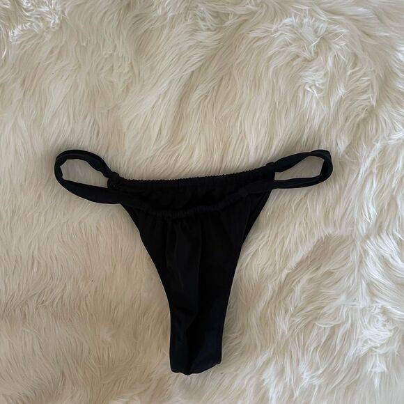 Black bikini bottom - Picture 3 of 5